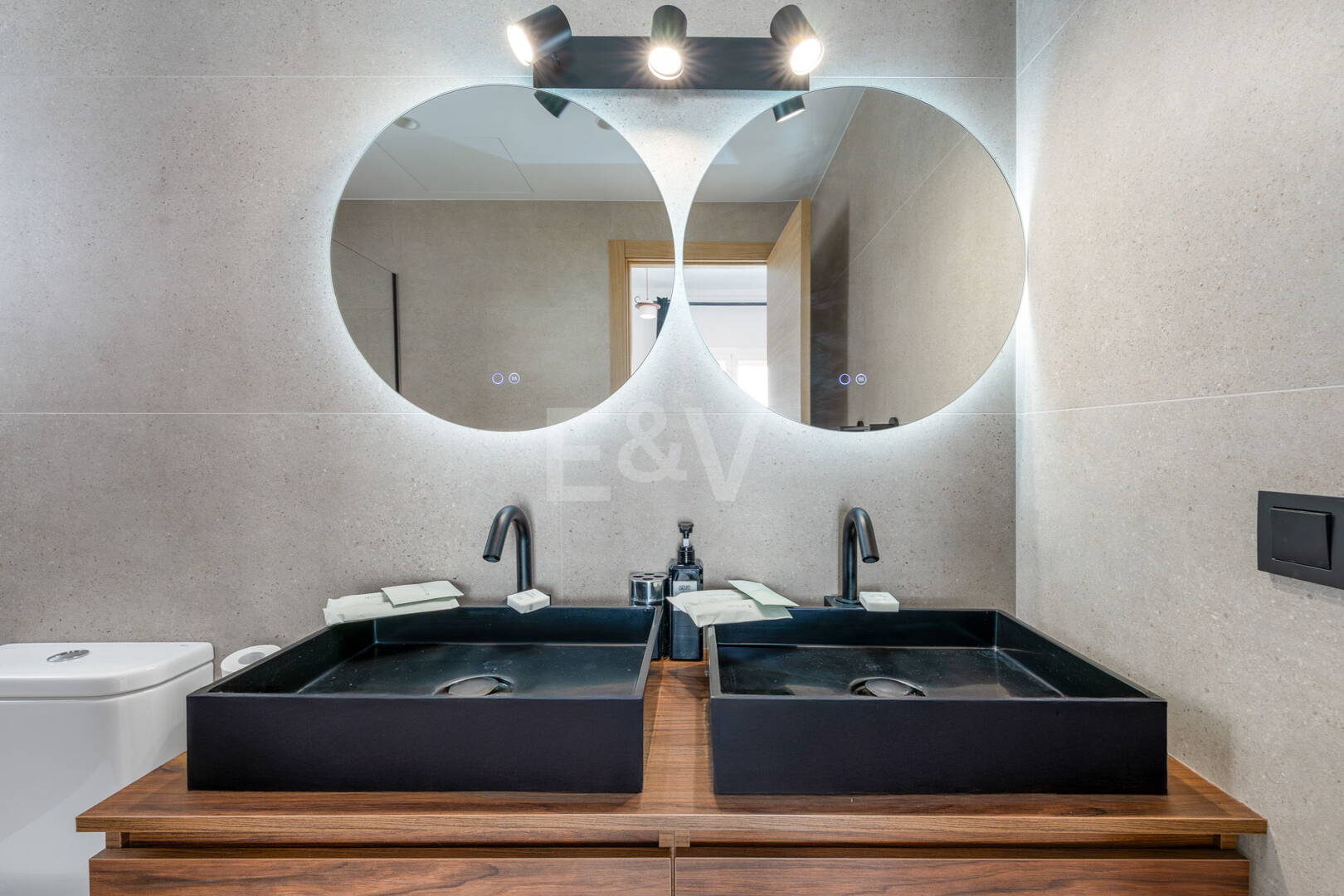 Spektakuläres Penthaus in Puerto Banus mit Hafenblick