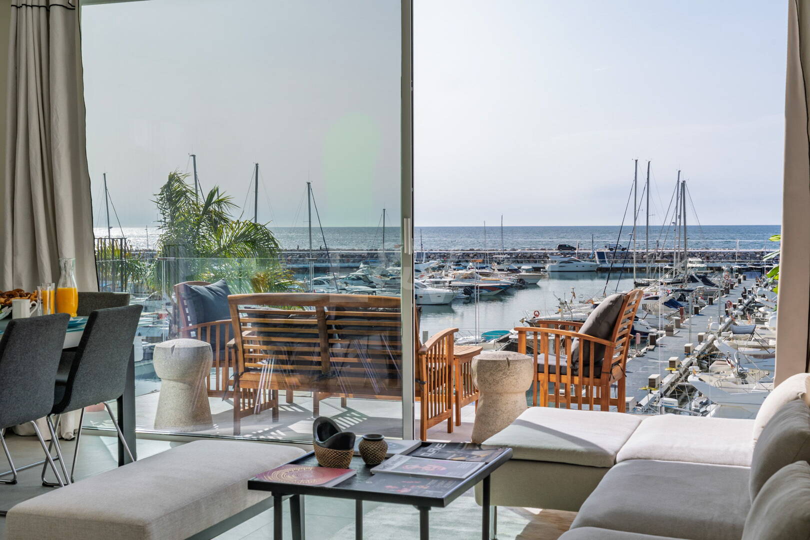 Spektakuläres Penthaus in Puerto Banus mit Hafenblick