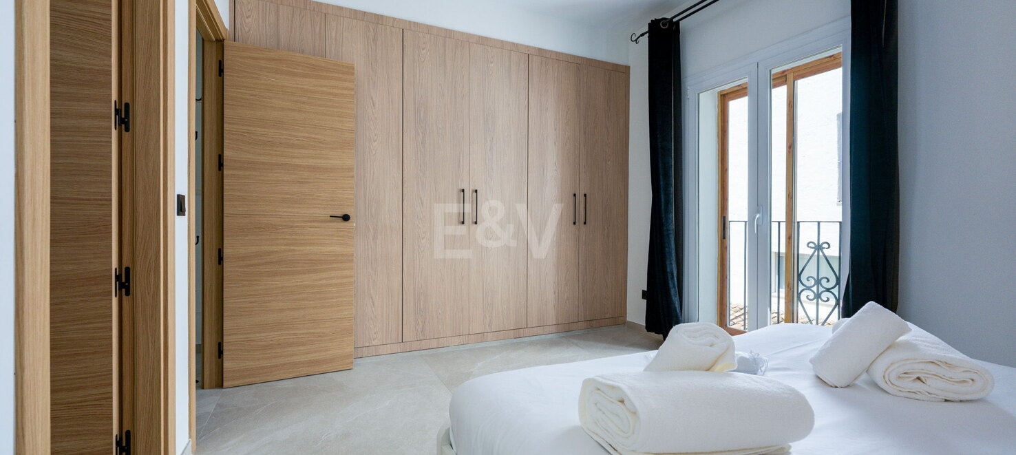 Bright penthouse in Puerto Banus with harbour view