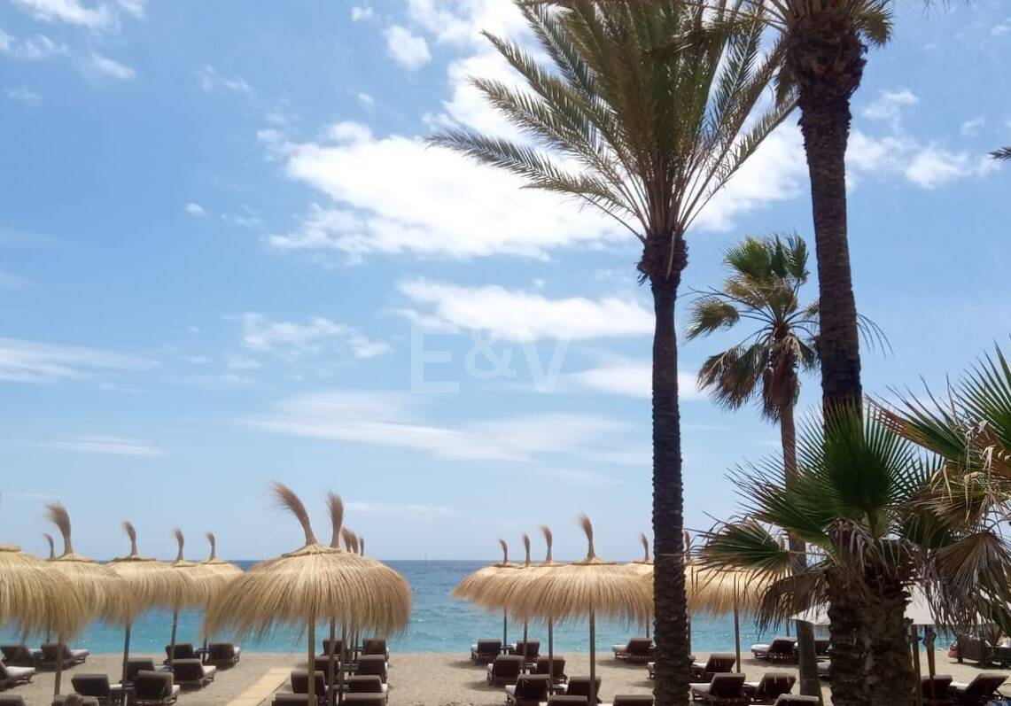 Spektakuläres Penthaus in Puerto Banus mit Hafenblick
