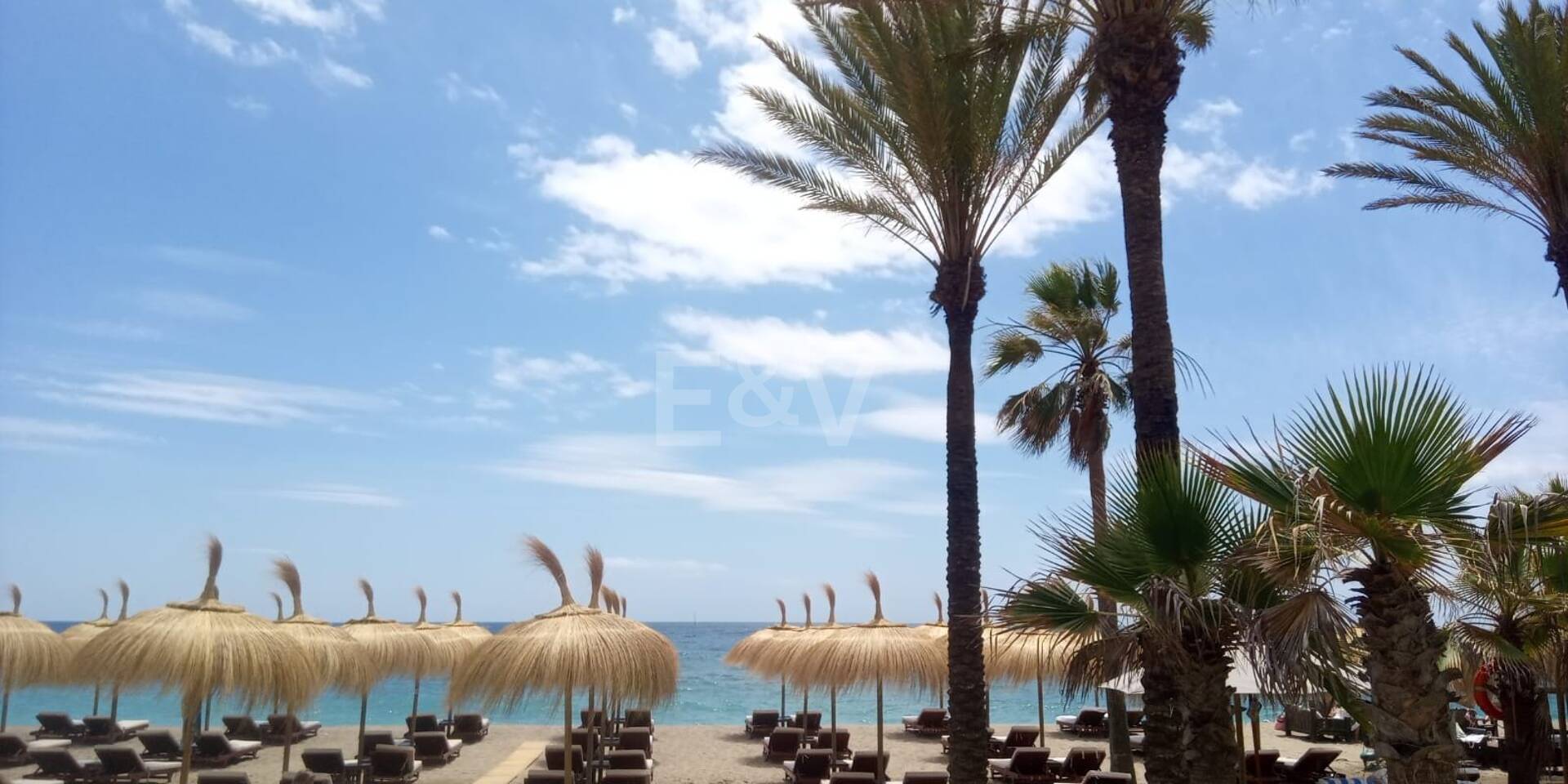 Spektakuläres Penthaus in Puerto Banus mit Hafenblick