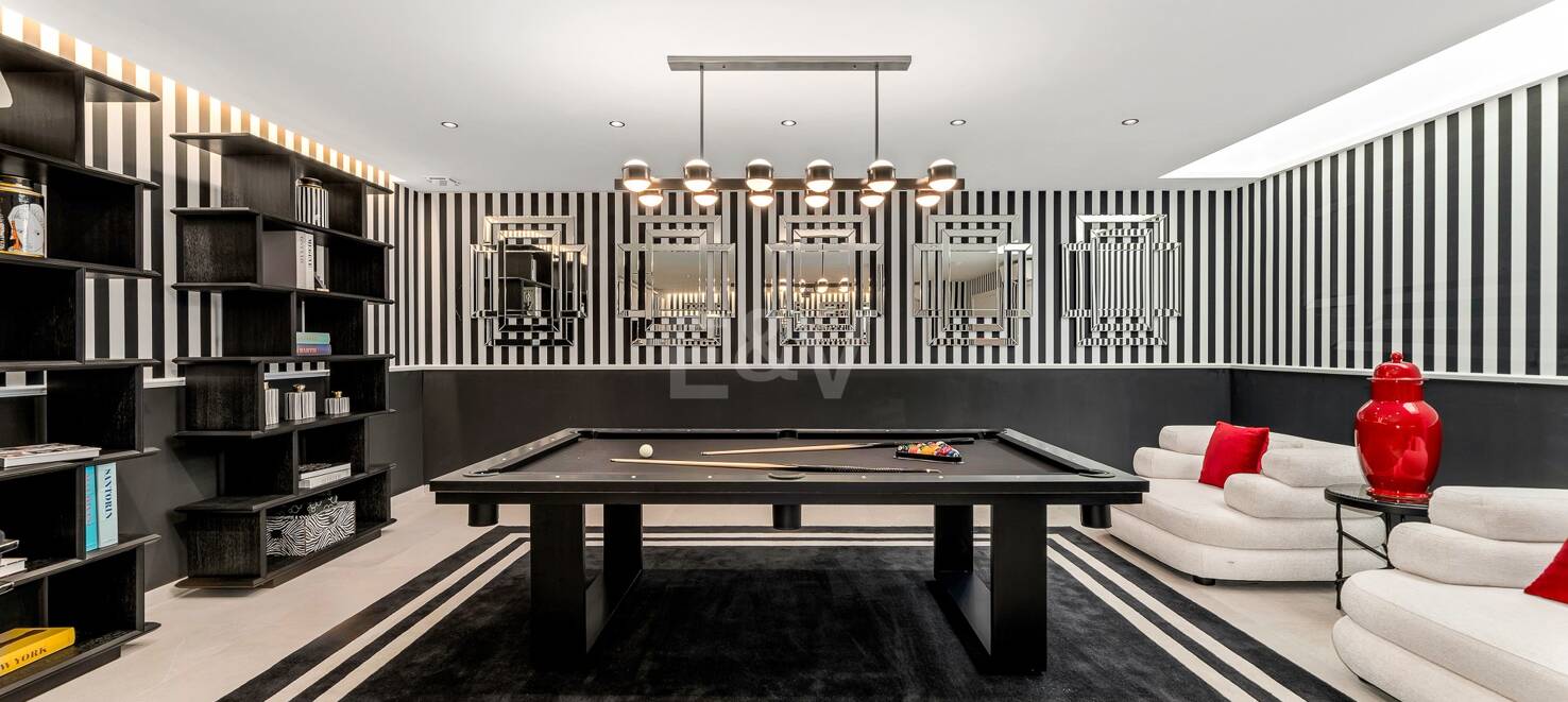 Entdecken Sie die außergewöhnliche Villa Art Bay in Marbella