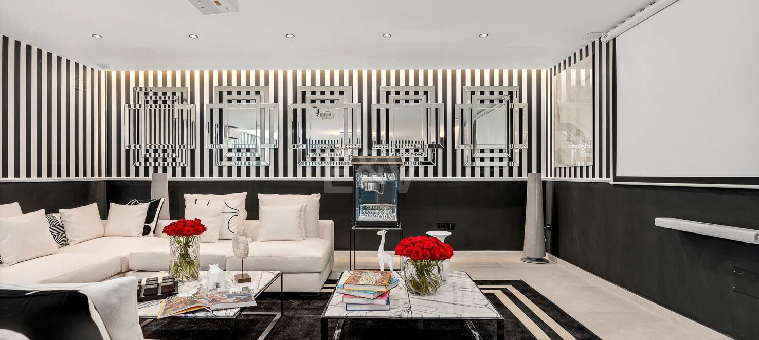 Entdecken Sie die außergewöhnliche Villa Art Bay in Marbella