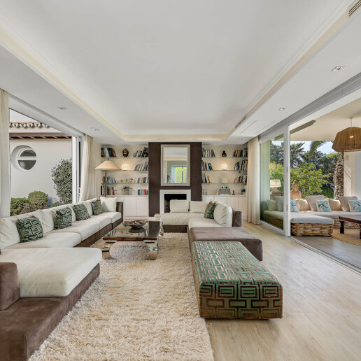 Stunning Large Family Villa in Nagüeles available July and August