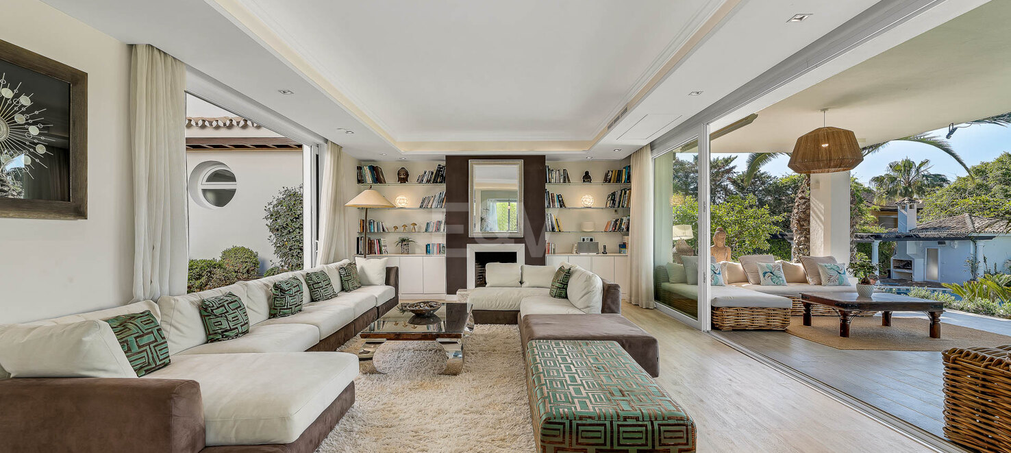 Stunning Large Family Villa in Nagüeles available July and August