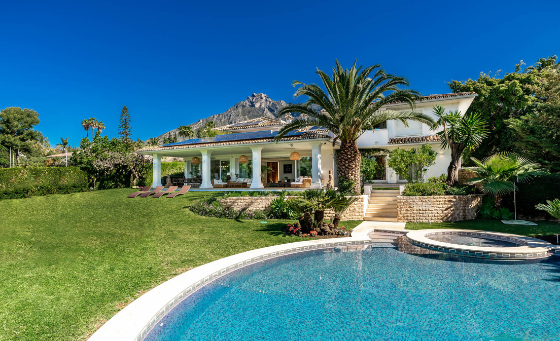 Impresionante villa familiar en Nagüeles disponible en julio y agosto