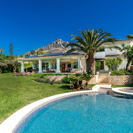 Stunning Large Family Villa in Nagüeles available July and August