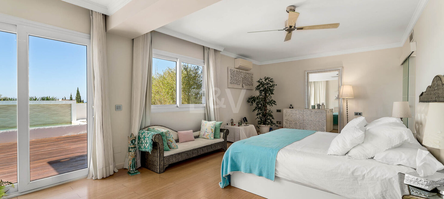 Stunning Large Family Villa in Nagüeles available July and August