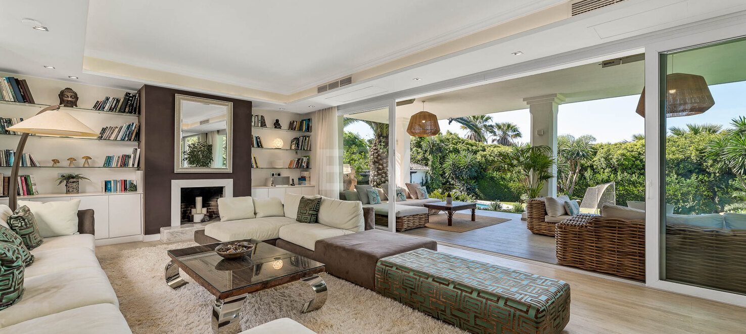 Stunning Large Family Villa in Nagüeles available July and August