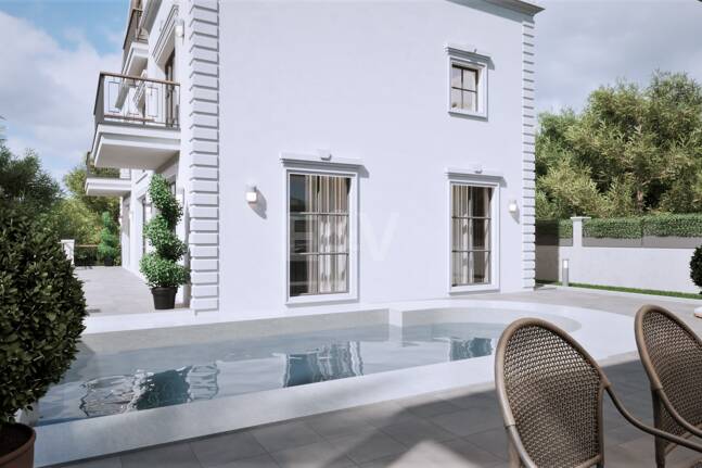 Chelsea-Stil Designer-Villa in Nueva Andalucía