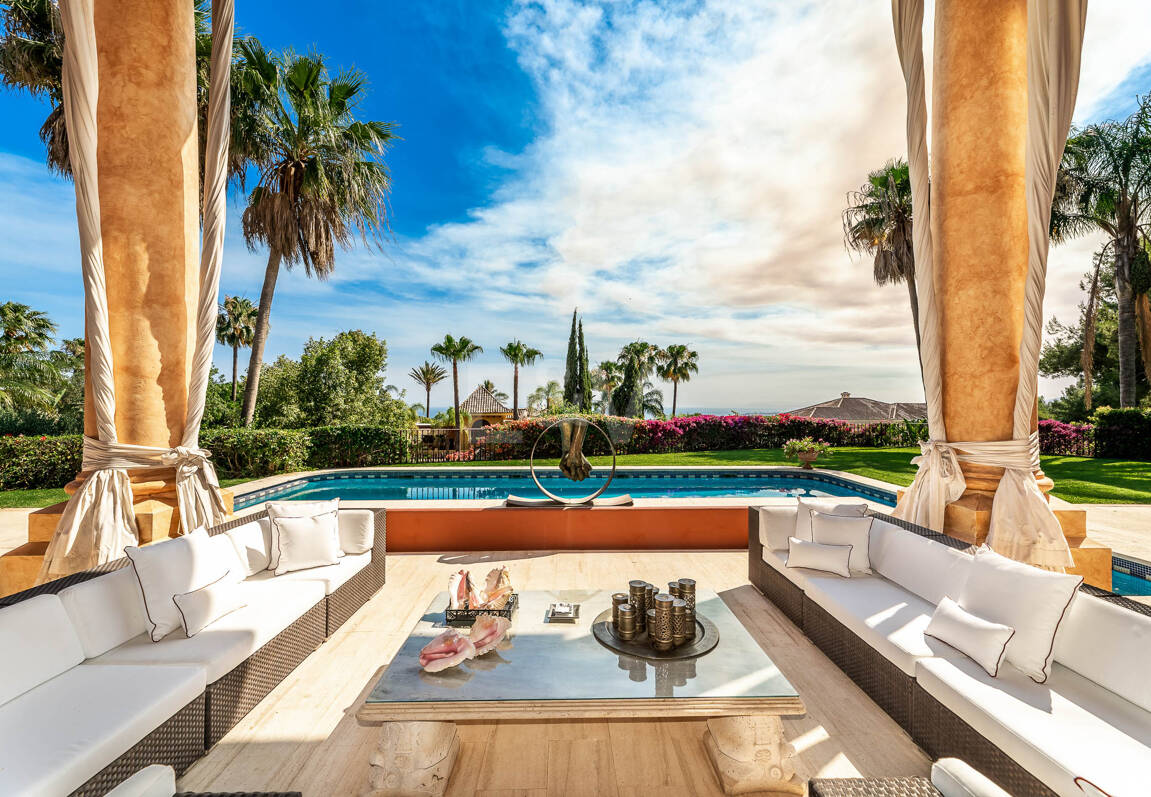 Utsökt herrgård med hisnande utsikt i Sierra Blanca