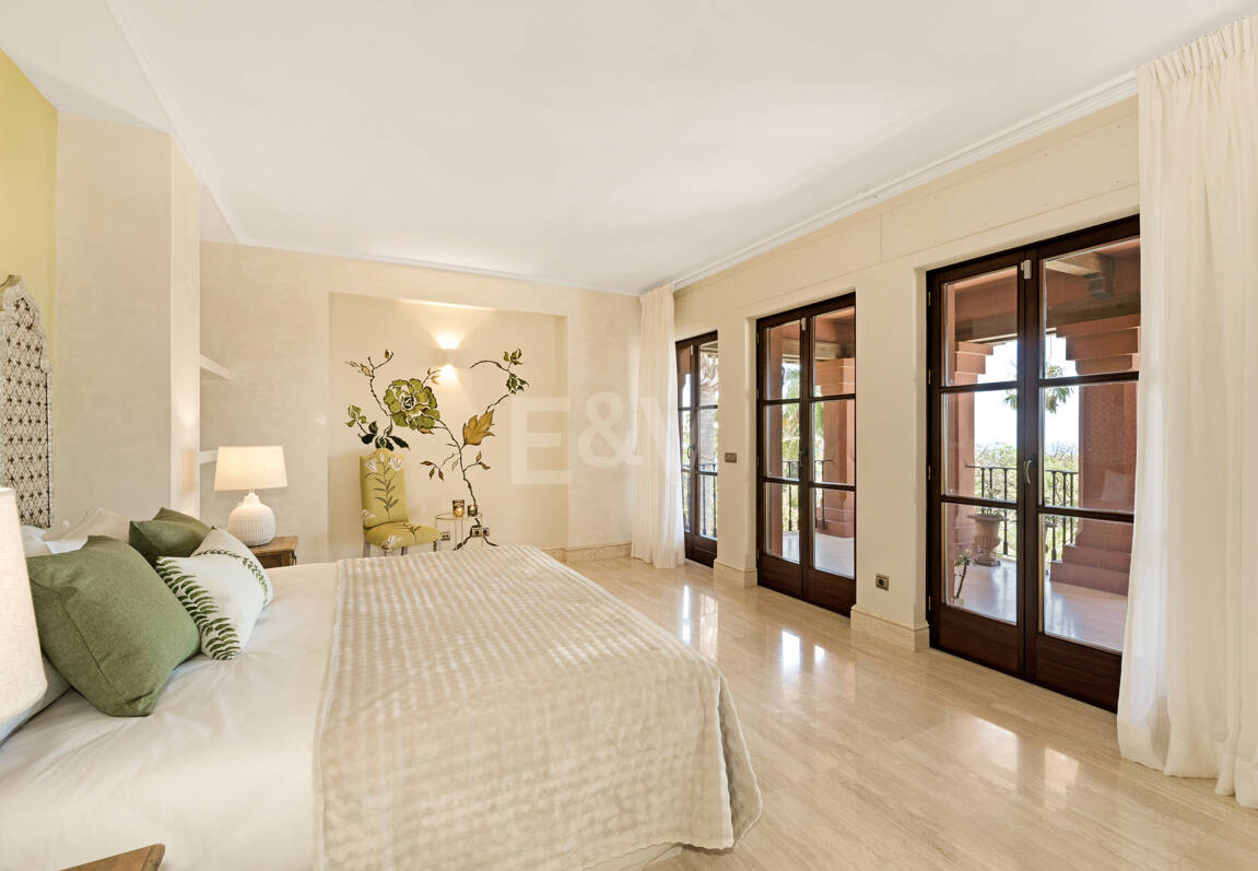 Exquisite Mansion with Breathtaking Views in Sierra Blanca