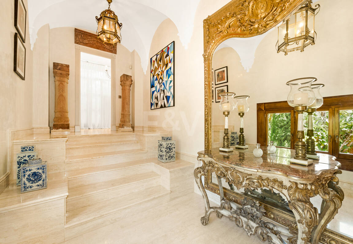 Exquisite Mansion with Breathtaking Views in Sierra Blanca