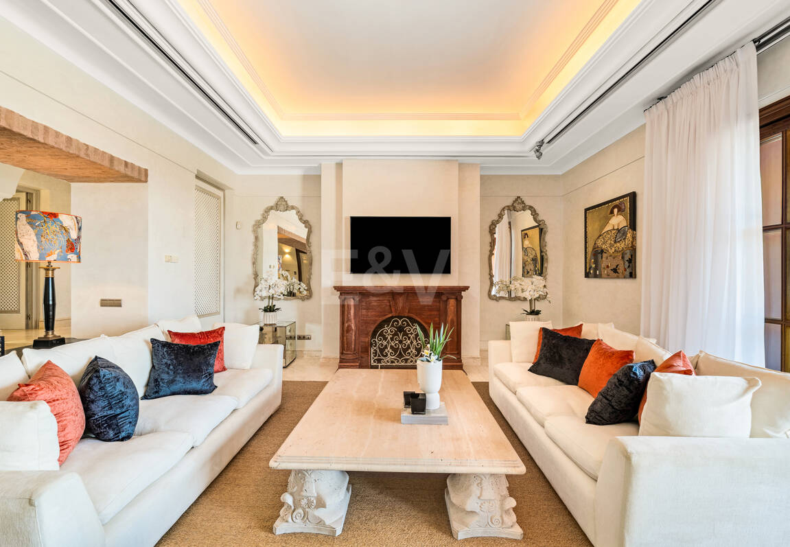 Exquisite Mansion with Breathtaking Views in Sierra Blanca