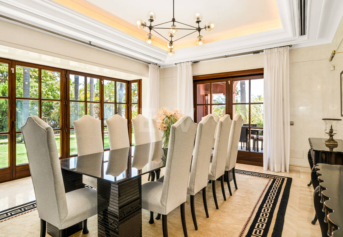 Exquisite Mansion with Breathtaking Views in Sierra Blanca