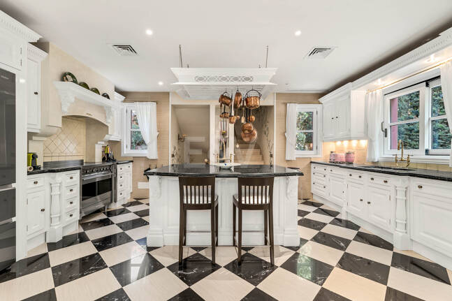 Utsökt herrgård med hisnande utsikt i Sierra Blanca