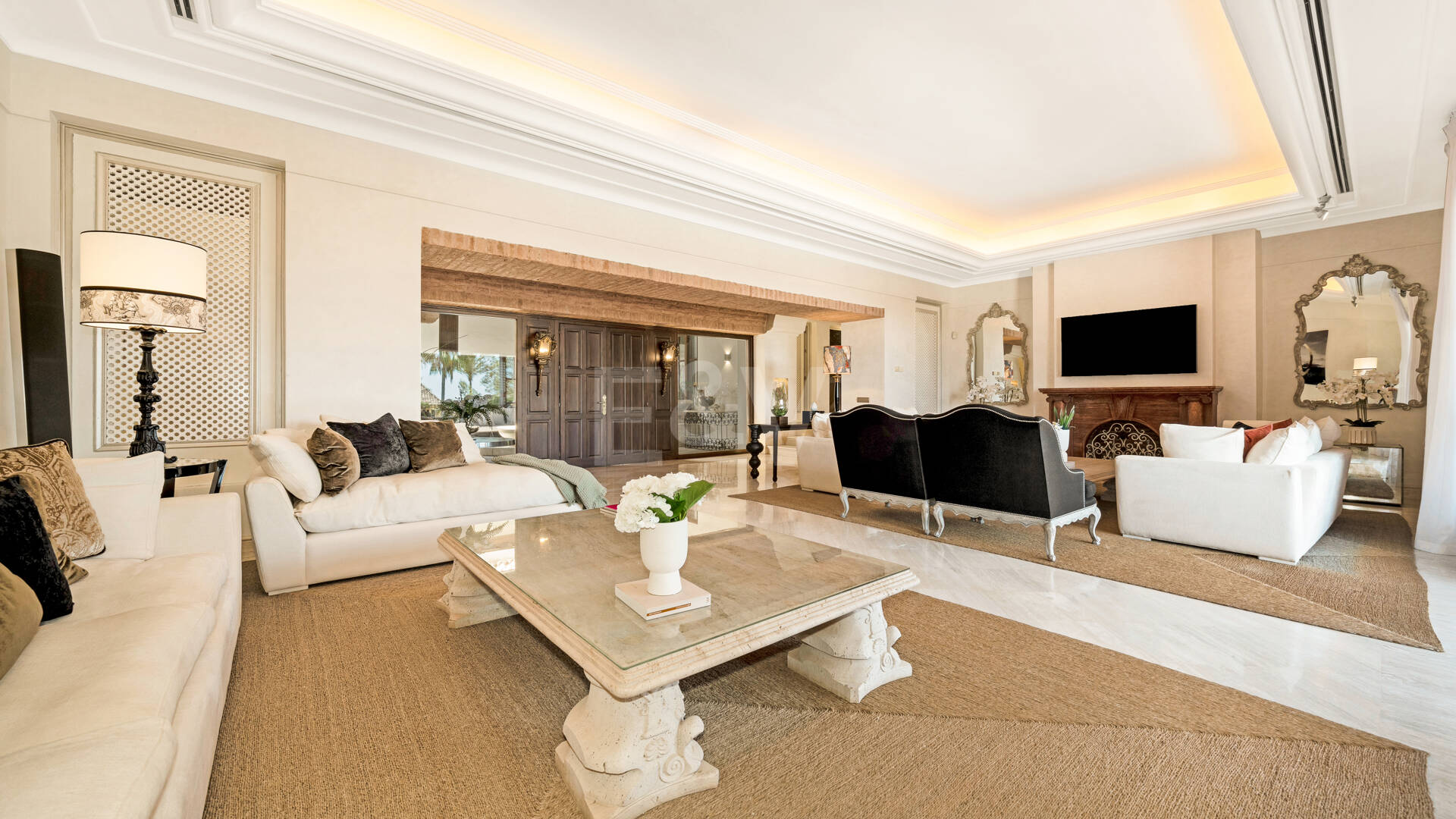 Exquisite Mansion with Breathtaking Views in Sierra Blanca