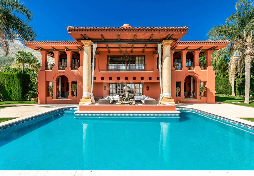 Utsökt herrgård med hisnande utsikt i Sierra Blanca