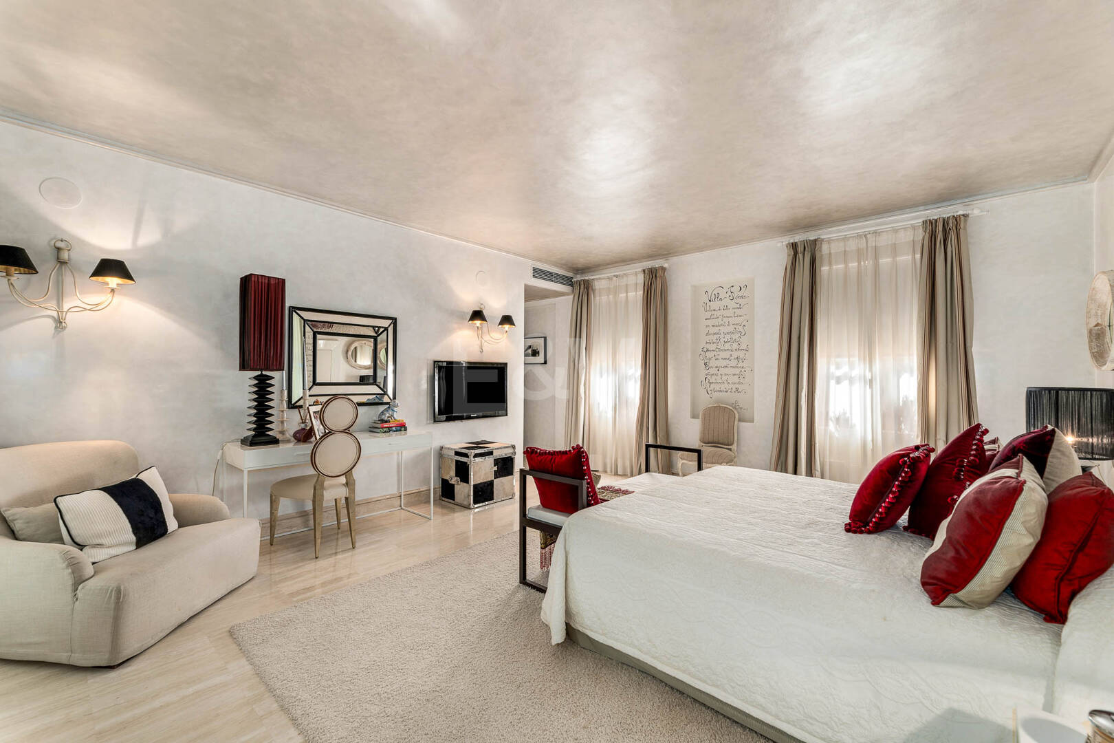 Utsökt herrgård med hisnande utsikt i Sierra Blanca