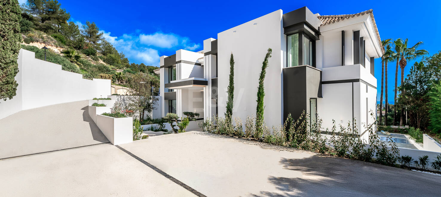Villa Allure: The Definition of Luxury Living in the Best Location