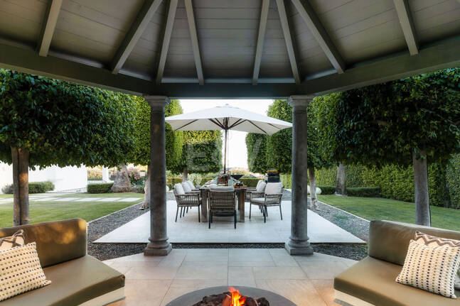 Elegancia incomparable en el corazón de Sierra Blanca