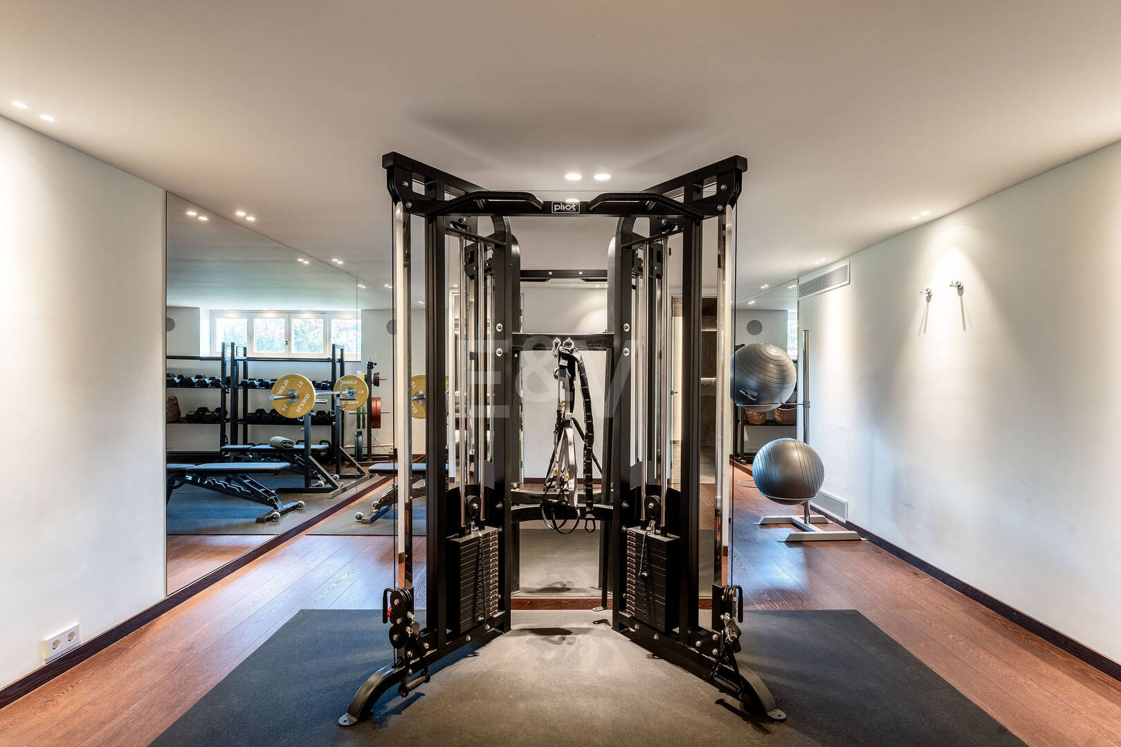 Elegancia incomparable en el corazón de Sierra Blanca