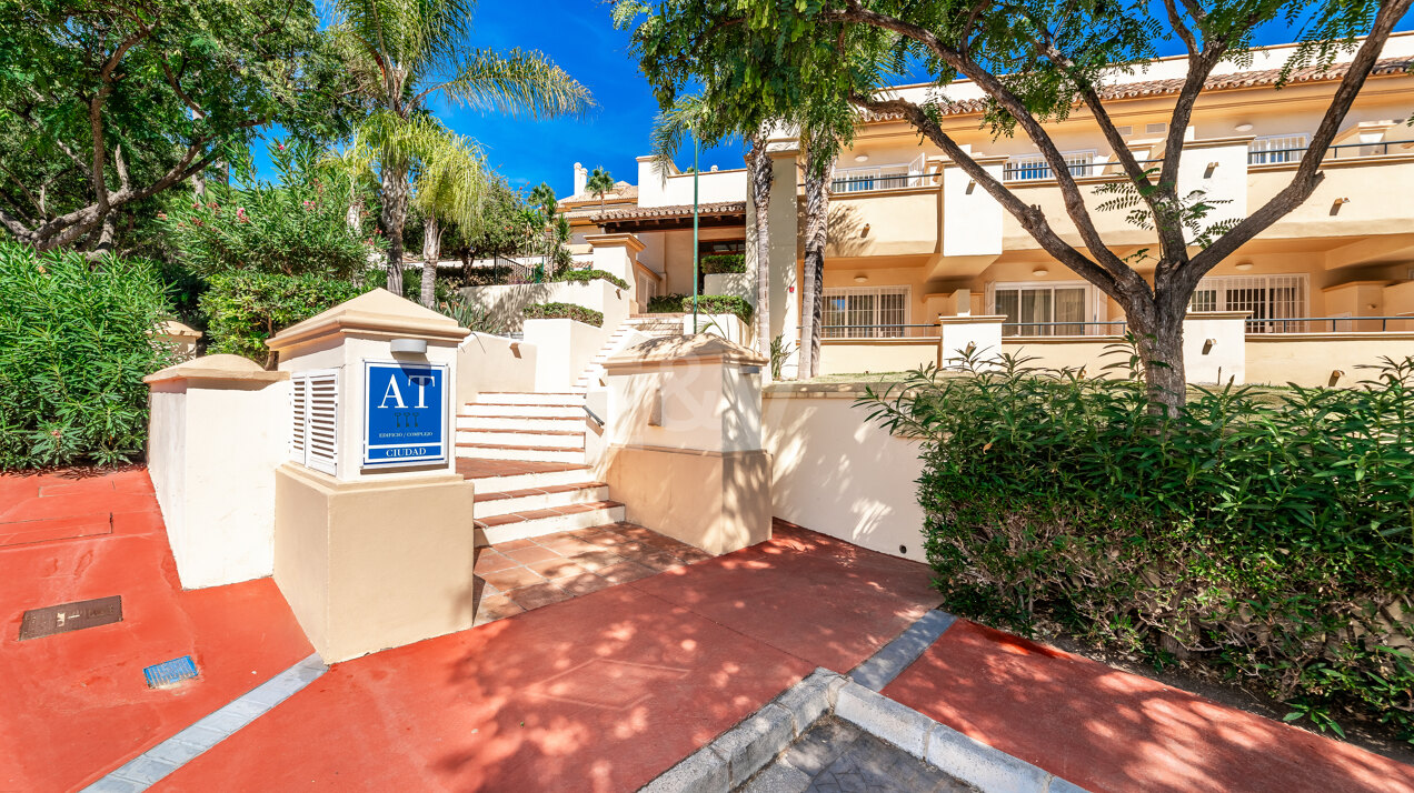 Aparthotel in Elviria with 12 Studio Units, and 3 One-Bedroom Apartments for sale