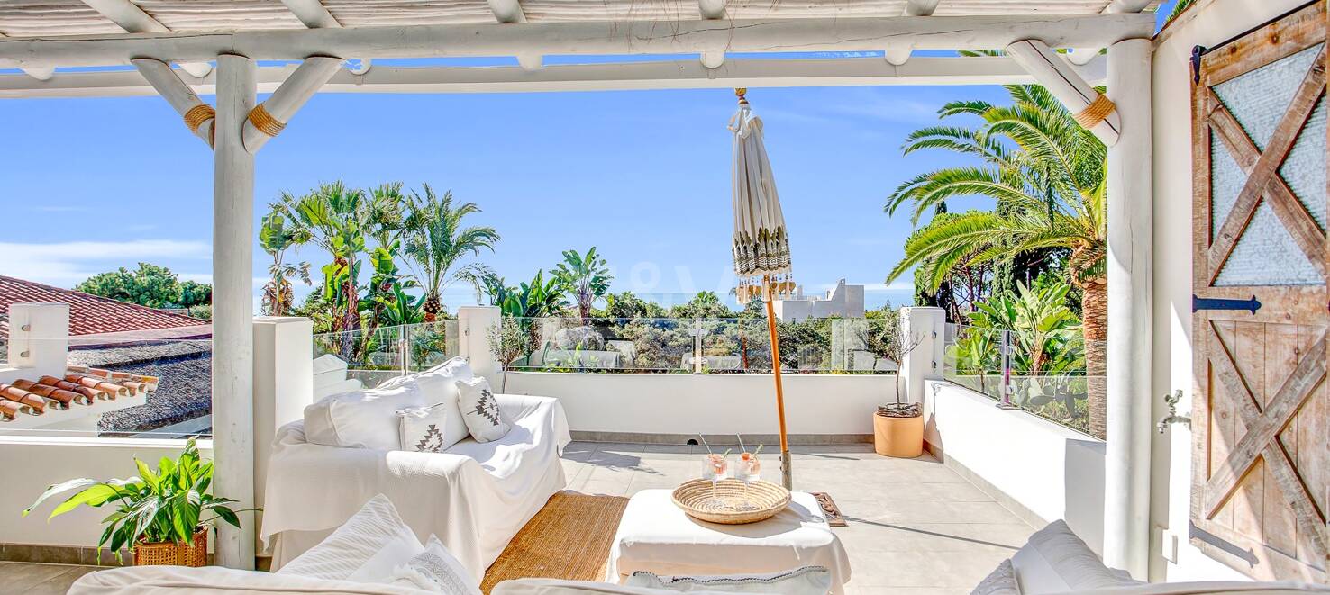 Villa Marbesa de charme avec vue panoramique sur la mer