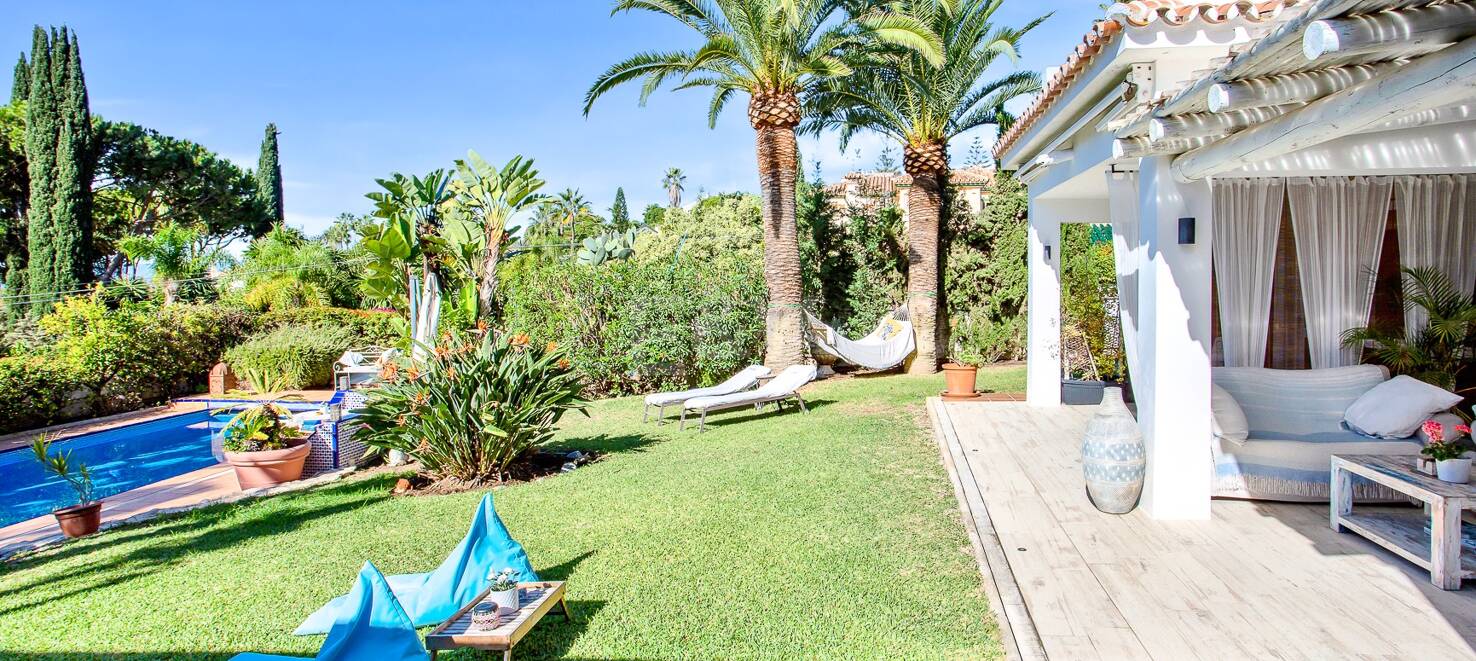 Villa Marbesa de charme avec vue panoramique sur la mer