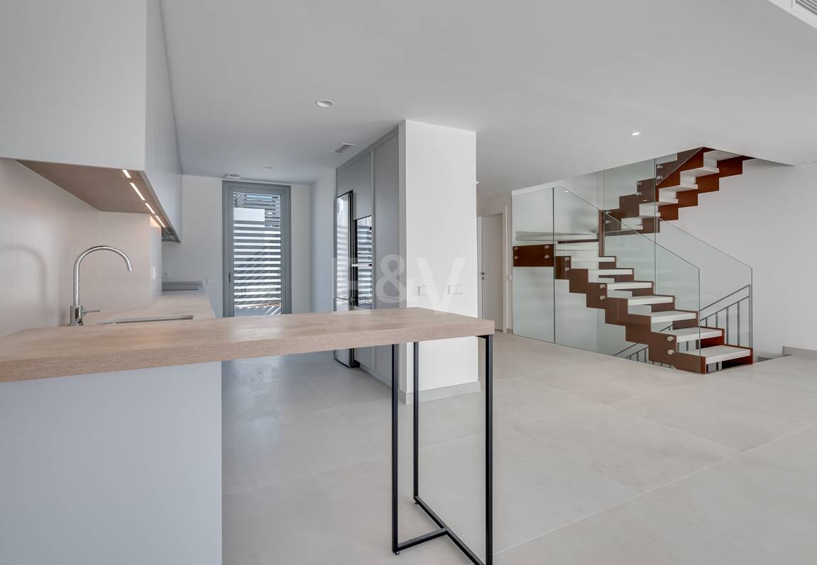 Amenity-Rich Townhouses med pooler och gym