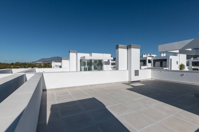 Amenity-Rich Townhouses med pooler och gym