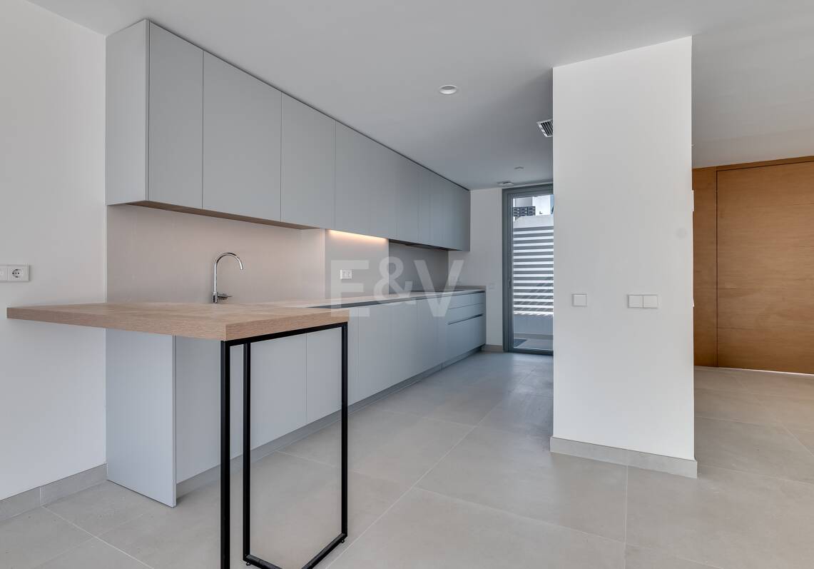 Amenity-Rich Townhouses med pooler och gym
