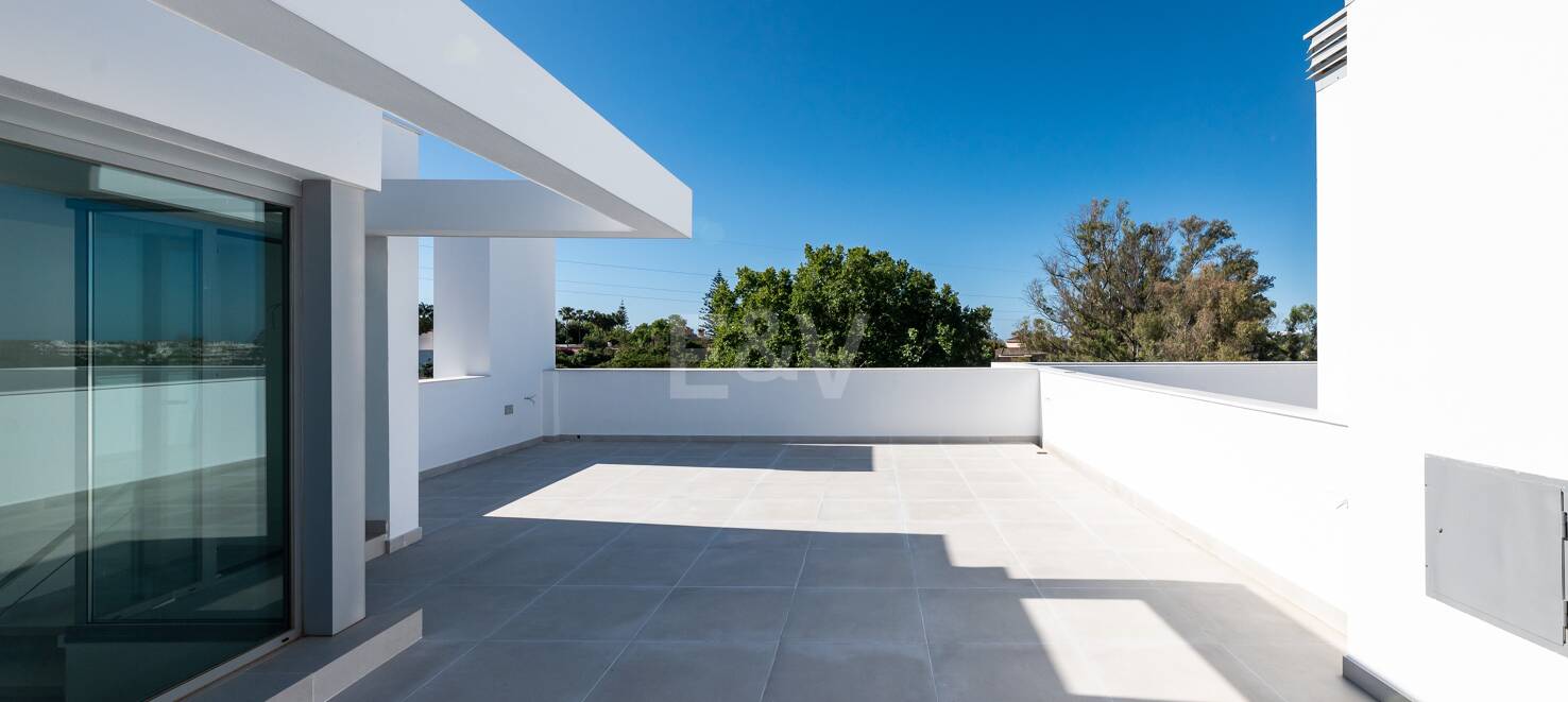 Amenity-Rich Townhouses med pooler och gym