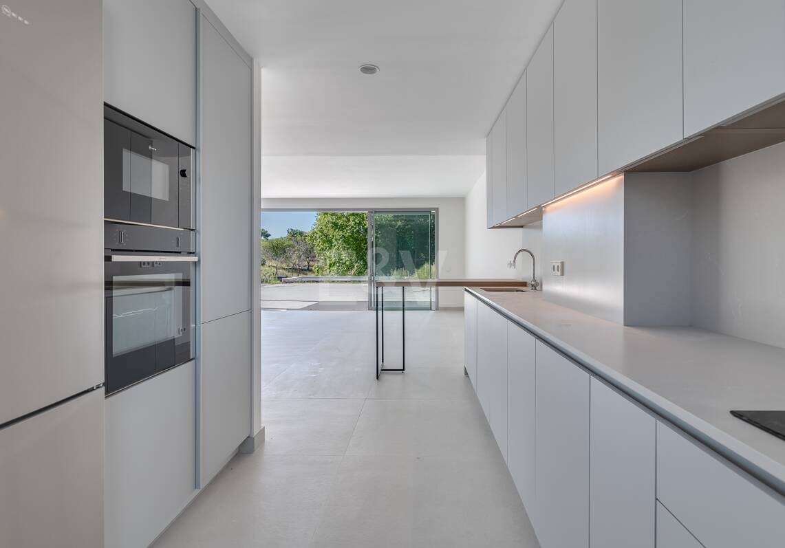 Amenity-Rich Townhouses med pooler och gym