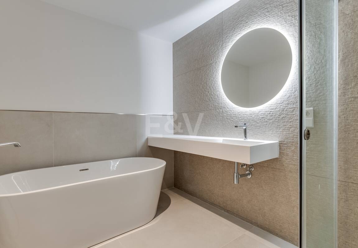 Amenity-Rich Townhouses med pooler och gym