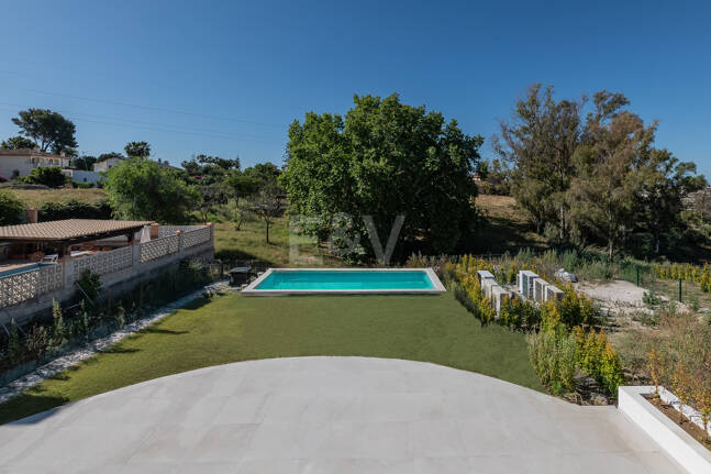 Amenity-Rich Townhouses med pooler och gym