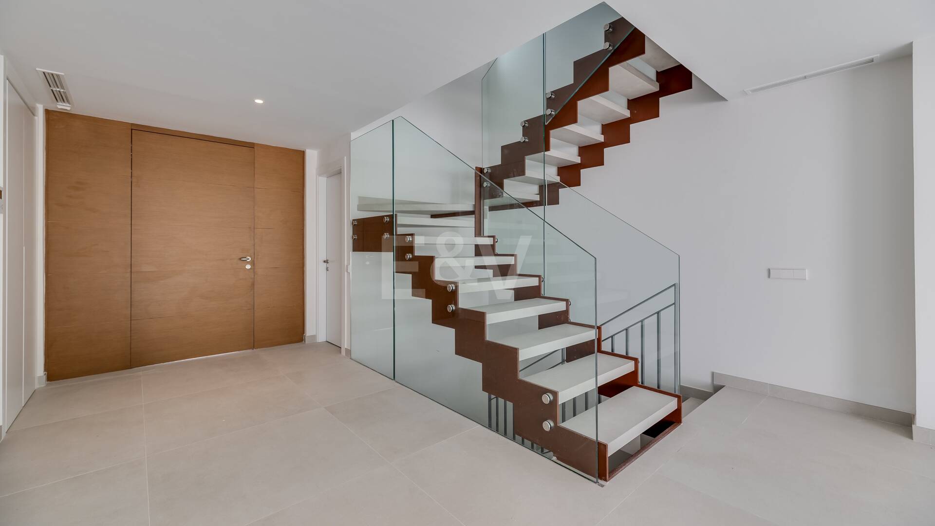 Amenity-Rich Townhouses avec piscines et salle de gym