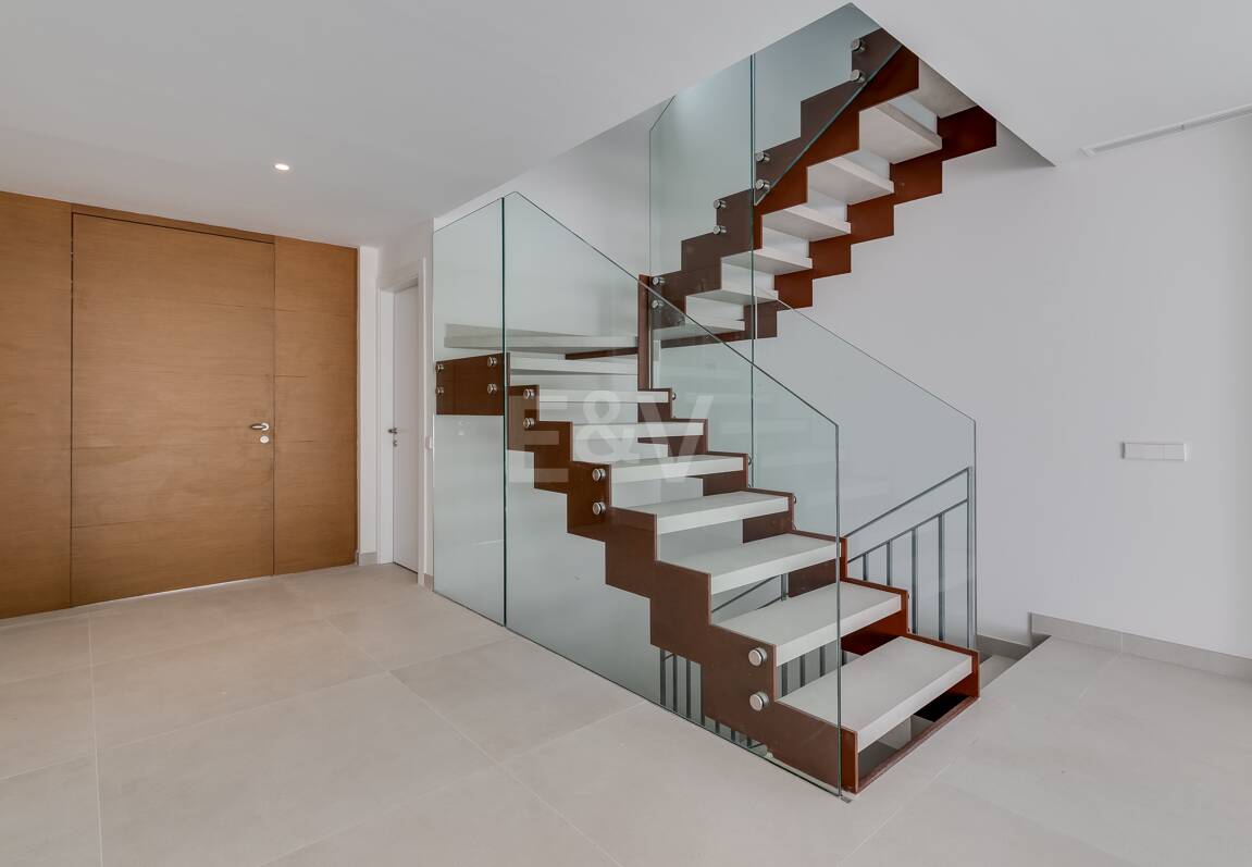 Amenity-Rich Townhouses med pooler och gym