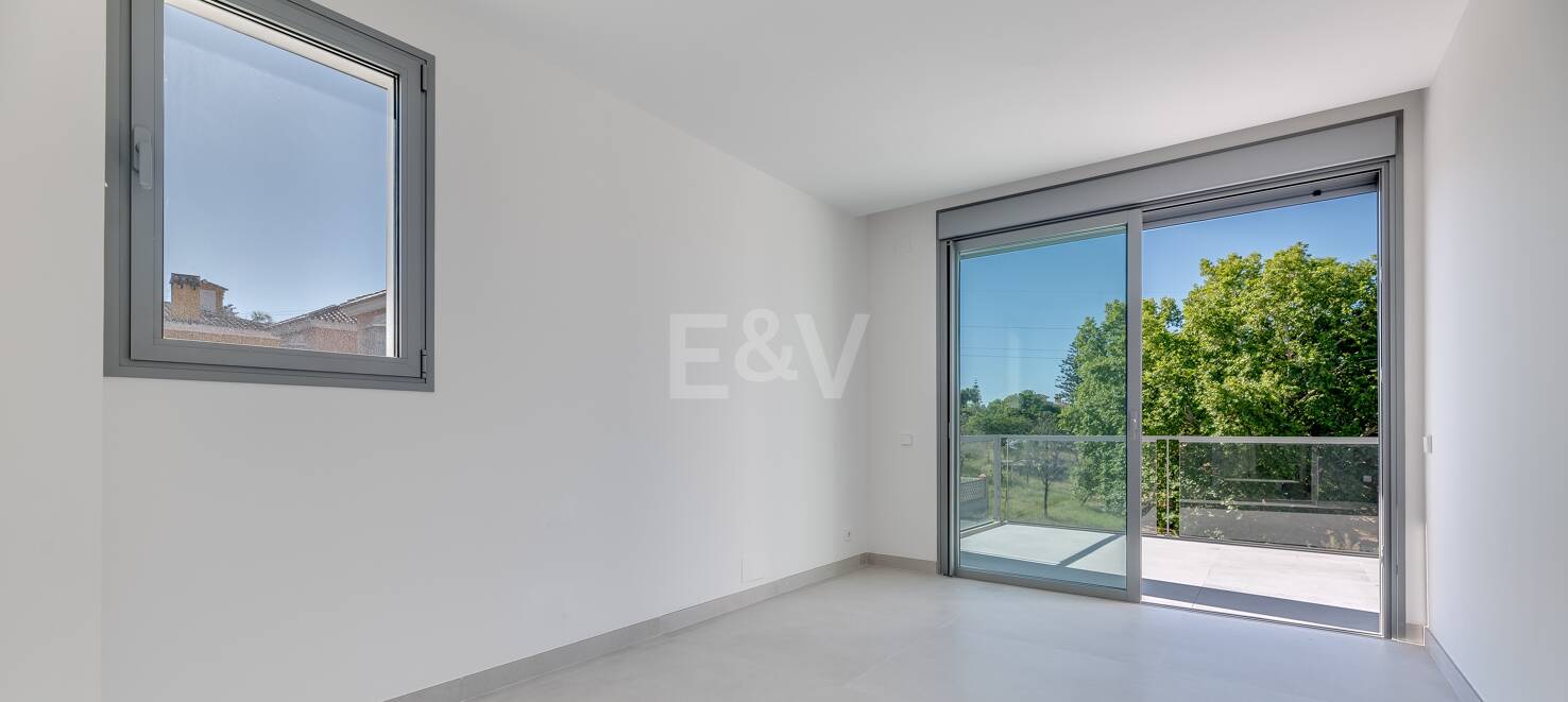 Amenity-Rich Townhouses med pooler och gym