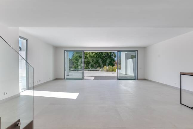 Amenity-Rich Townhouses med pooler och gym