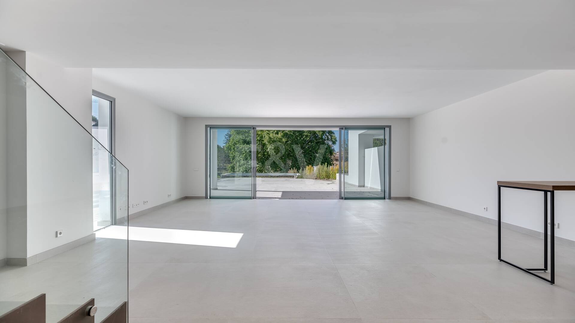 Amenity-Rich Townhouses avec piscines et salle de gym