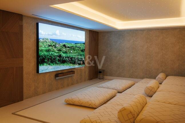 Exquisitas Villas Modernas con Elegancia Inigualable en la Milla de Oro