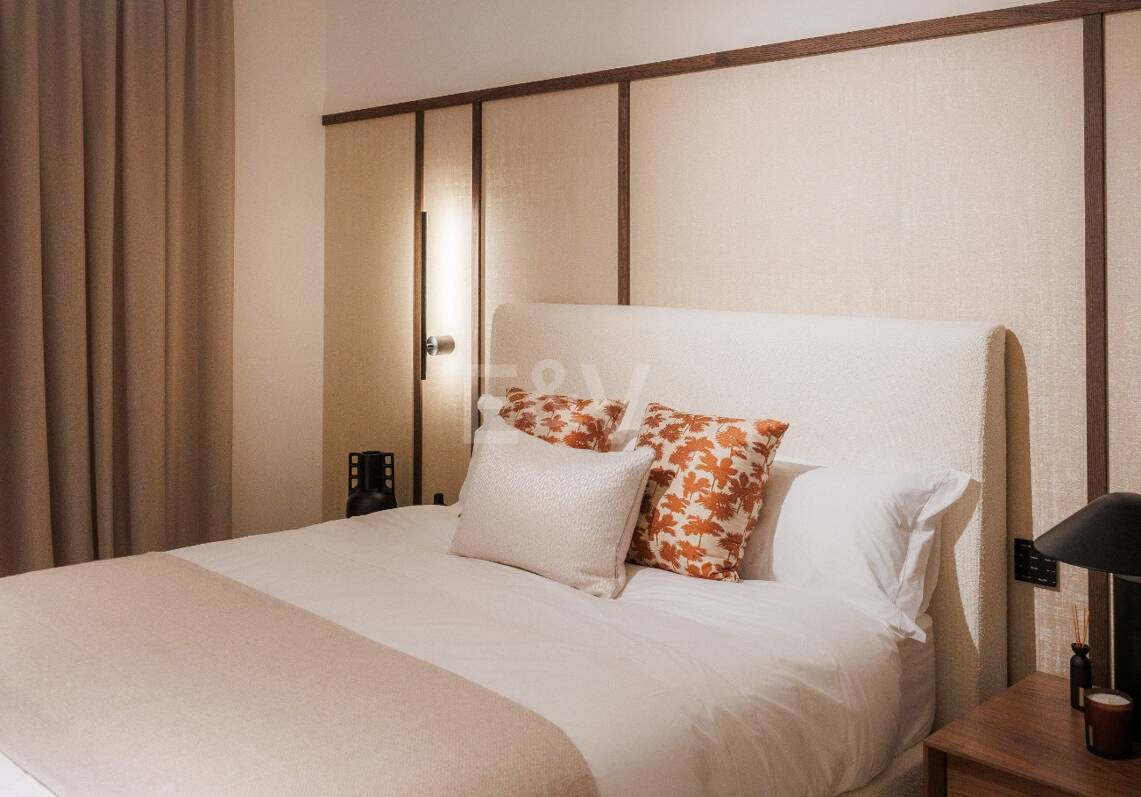 Exquisitas Villas Modernas con Elegancia Inigualable en la Milla de Oro