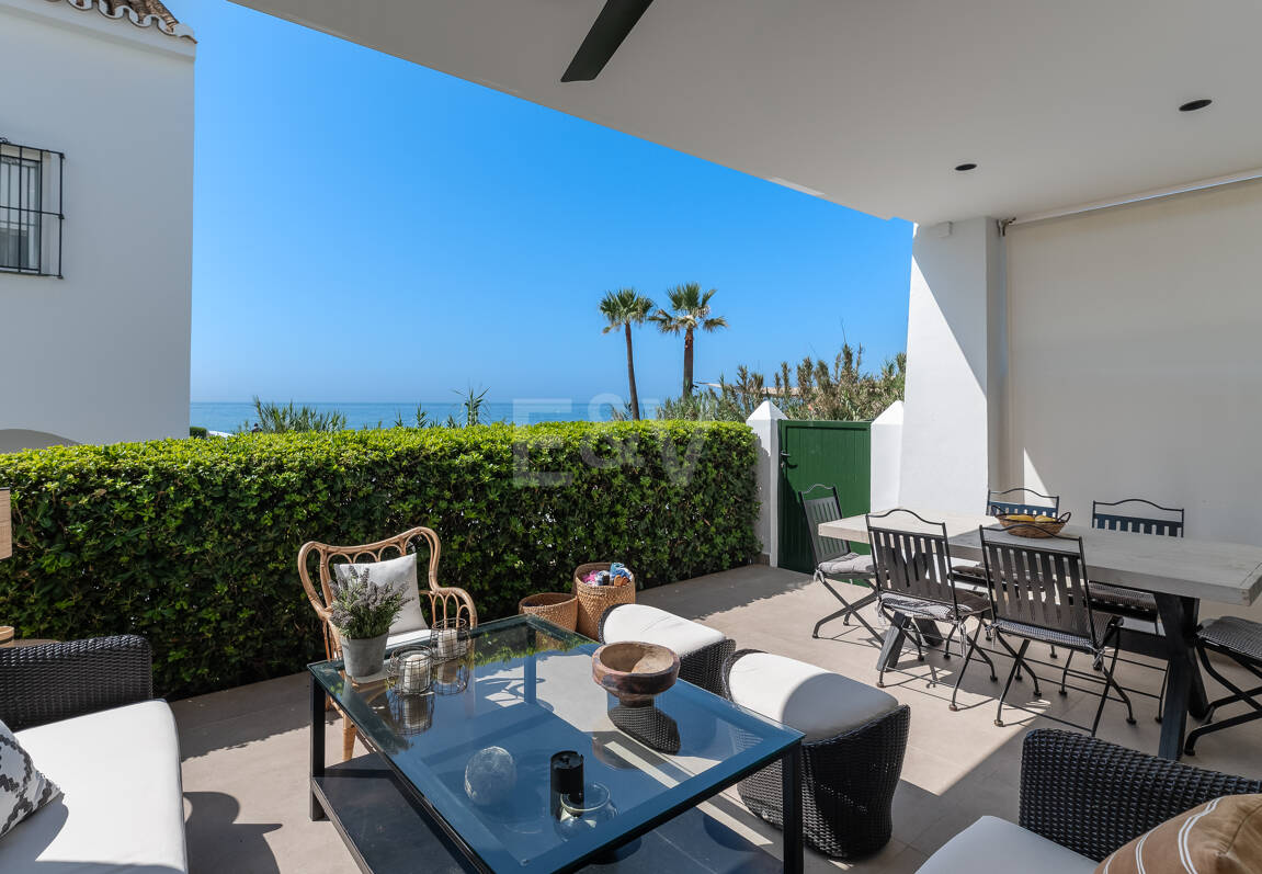 Las Chapas Beach Townhouse med direkt tillgång till havet