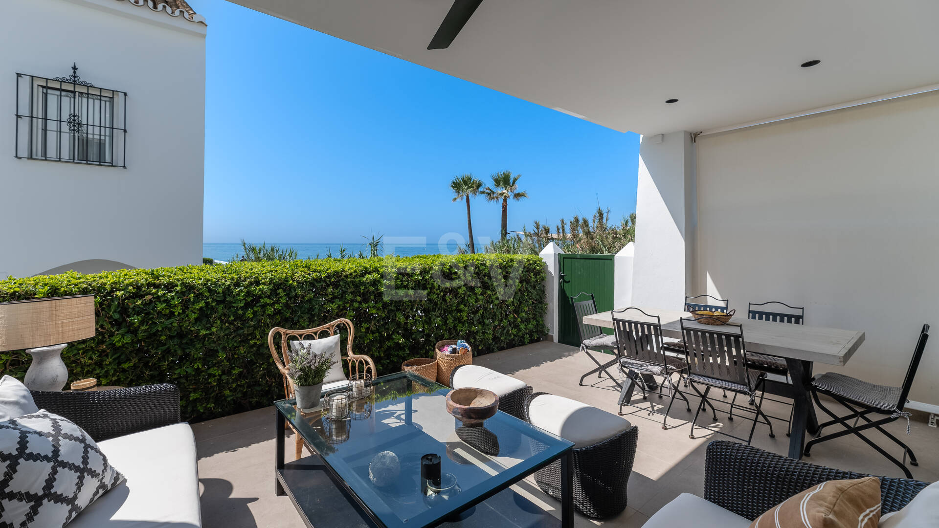 Las Chapas Beach Townhouse med direkt tillgång till havet