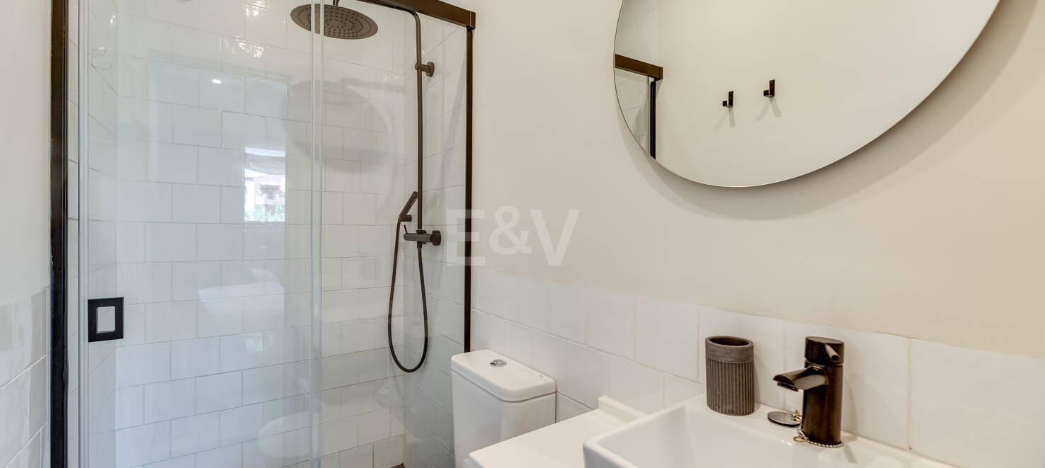 Las Chapas Beach Townhouse with Direct Access to the Sea