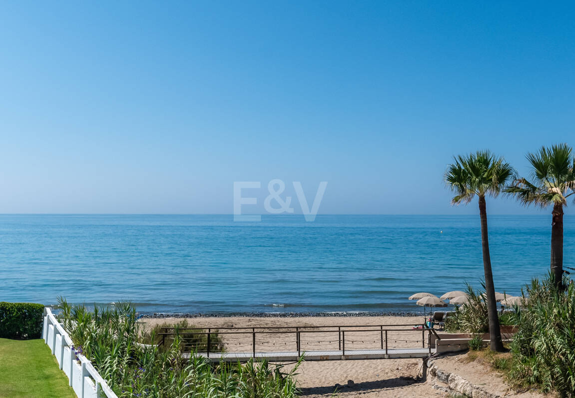 Las Chapas Beach Townhouse med direkt tillgång till havet