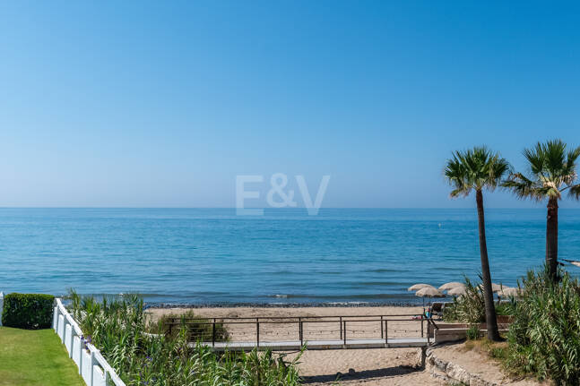 Las Chapas Beach Townhouse med direkt tillgång till havet