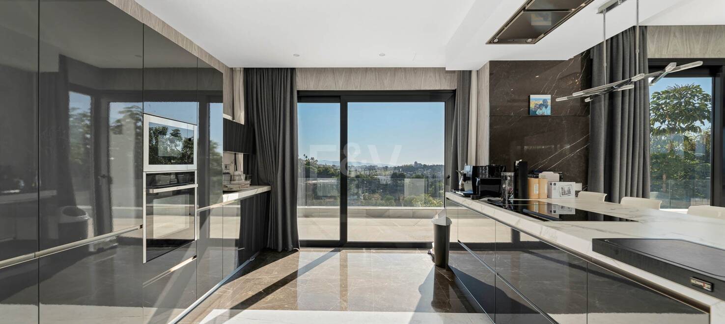 Modern Villa in Los Flamingos Golf with spectacular Sea views right on the golf course