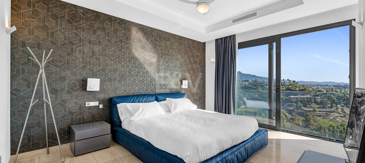 Modern Villa in Los Flamingos Golf with spectacular Sea views right on the golf course